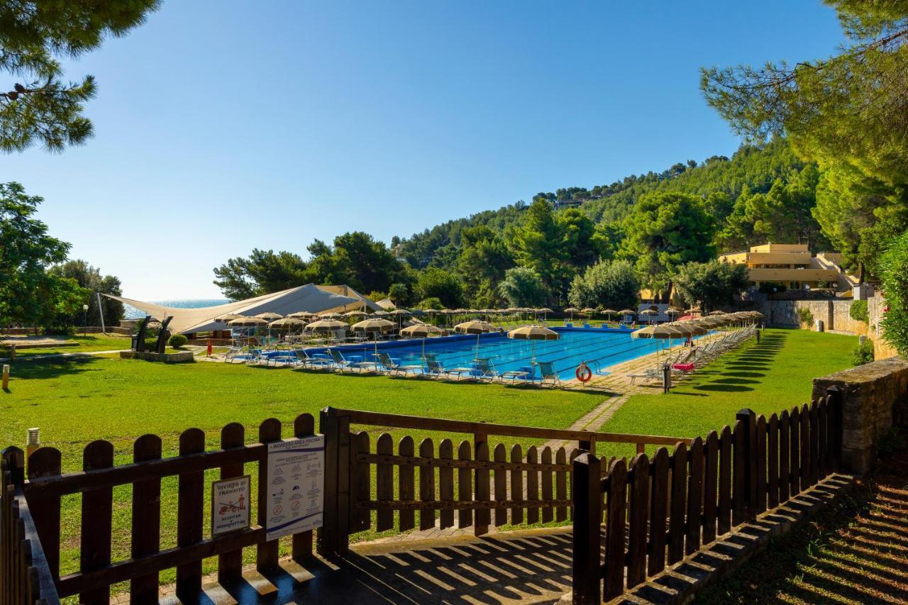Hotel del Faro - Pugnochiuso Resort Vieste Esterno foto