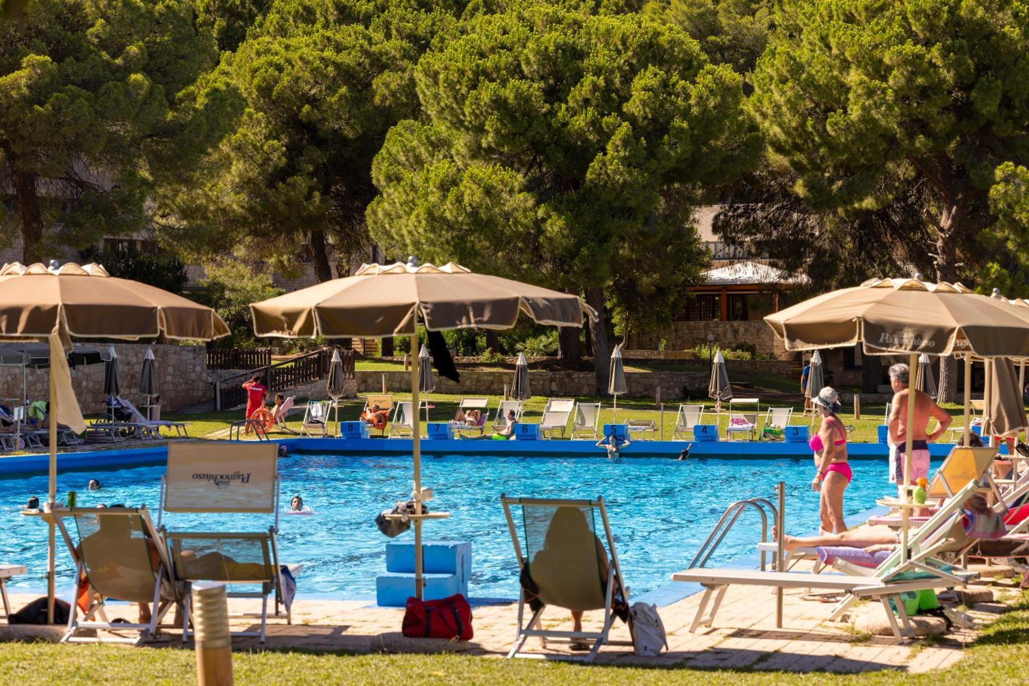 Hotel del Faro - Pugnochiuso Resort Vieste Esterno foto