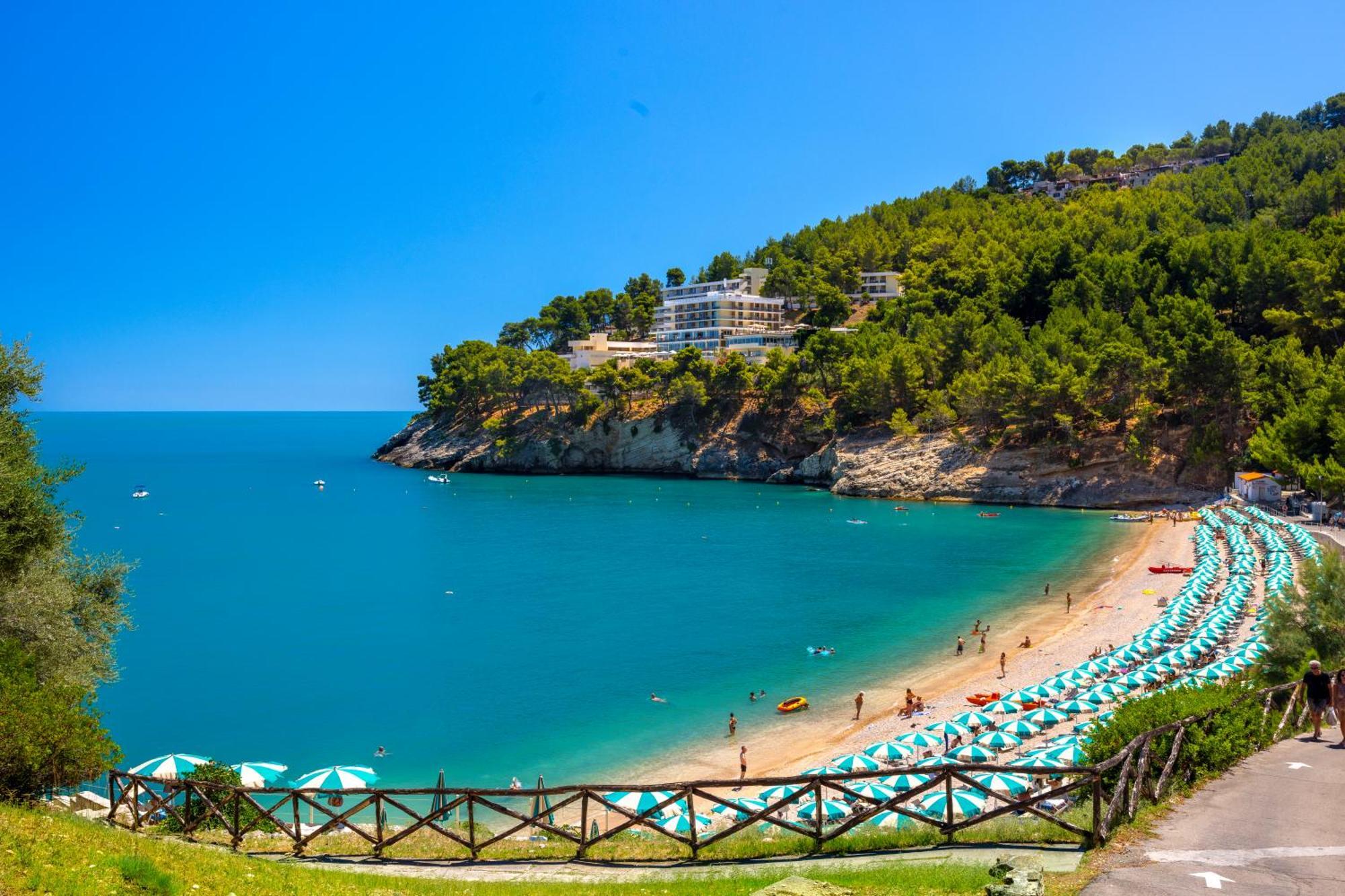 Hotel del Faro - Pugnochiuso Resort Vieste Esterno foto