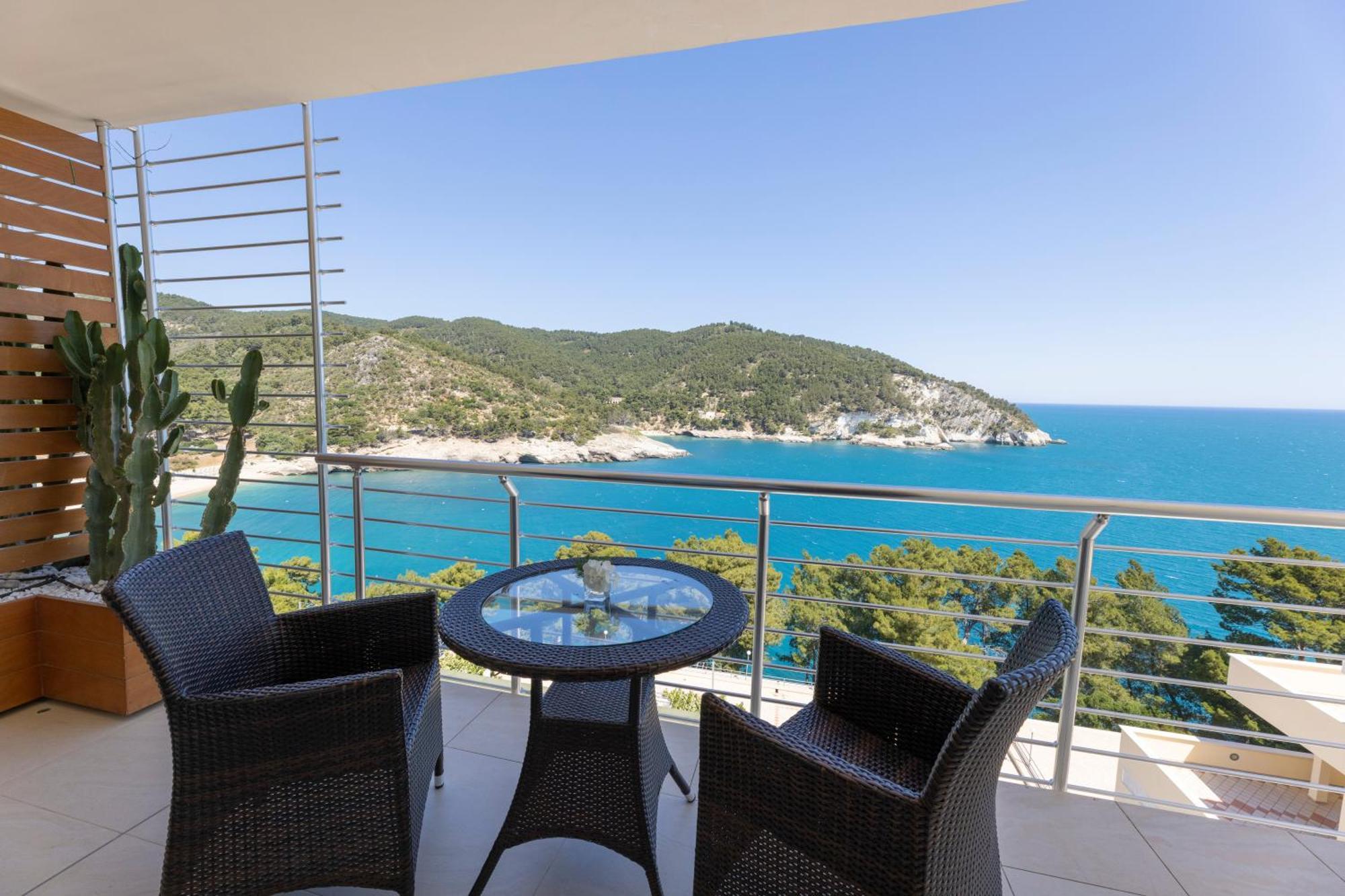 Hotel del Faro - Pugnochiuso Resort Vieste Esterno foto