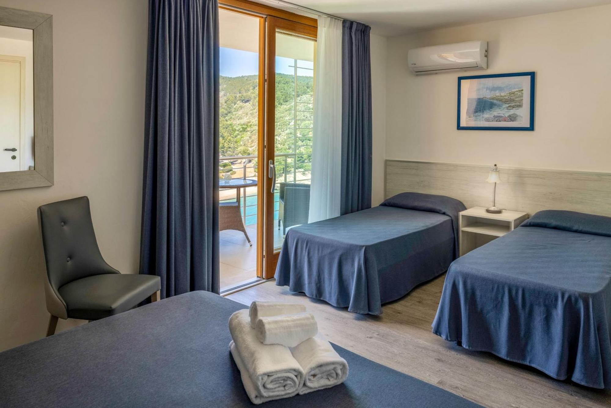 Hotel del Faro - Pugnochiuso Resort Vieste Esterno foto